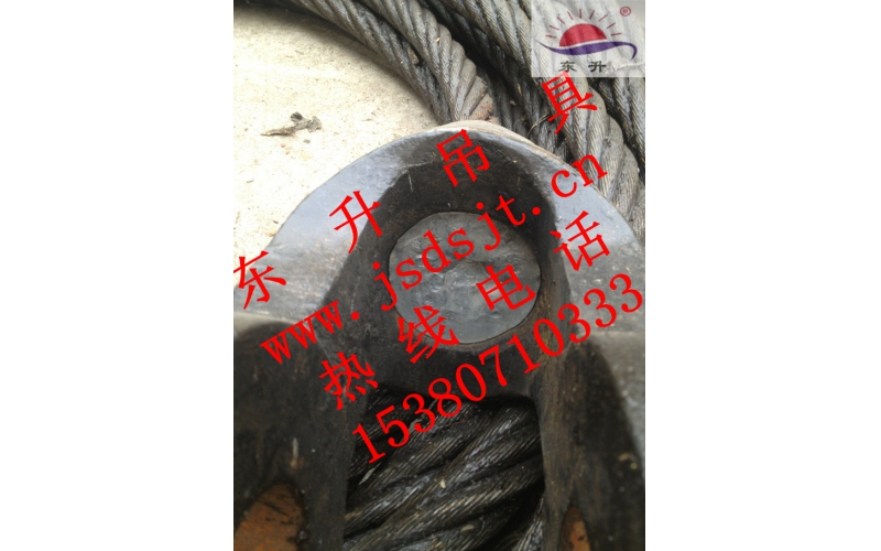 開(kāi)式澆筑特寫(xiě)